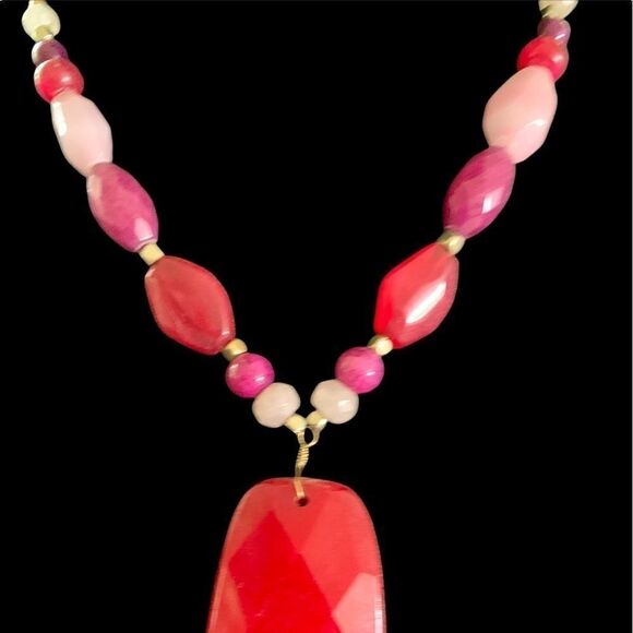 Boho, romantic, Red Stone pendant style necklace with red and pink beads. EUC - Picture 3 of 4